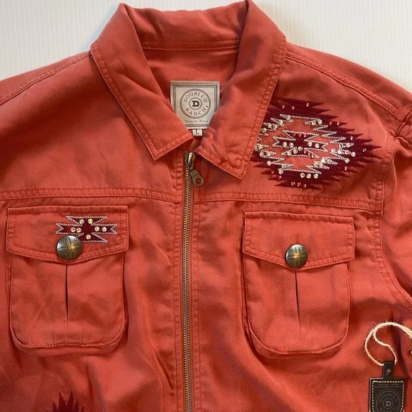 Double D Ranch Crossroads Jacket Size L
NWT - Picture 5 of 6